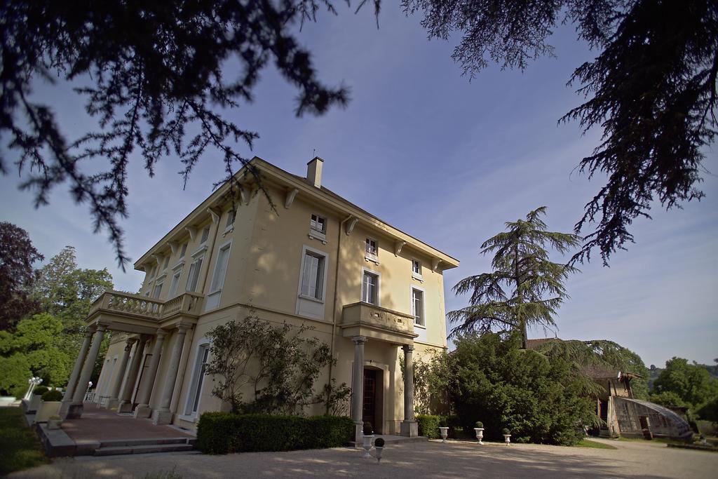 Hotel Domaine Des Sequoias - Les Collectionneurs à Ruy-Montceau Extérieur photo