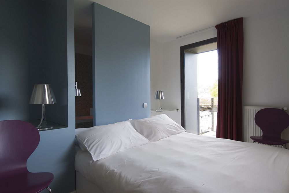 Hotel Domaine Des Sequoias - Les Collectionneurs à Ruy-Montceau Extérieur photo