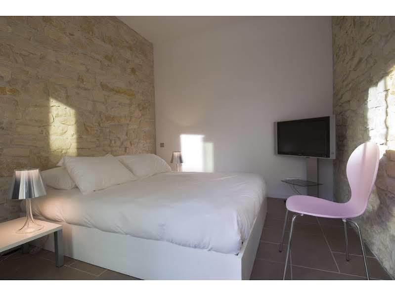 Hotel Domaine Des Sequoias - Les Collectionneurs à Ruy-Montceau Extérieur photo